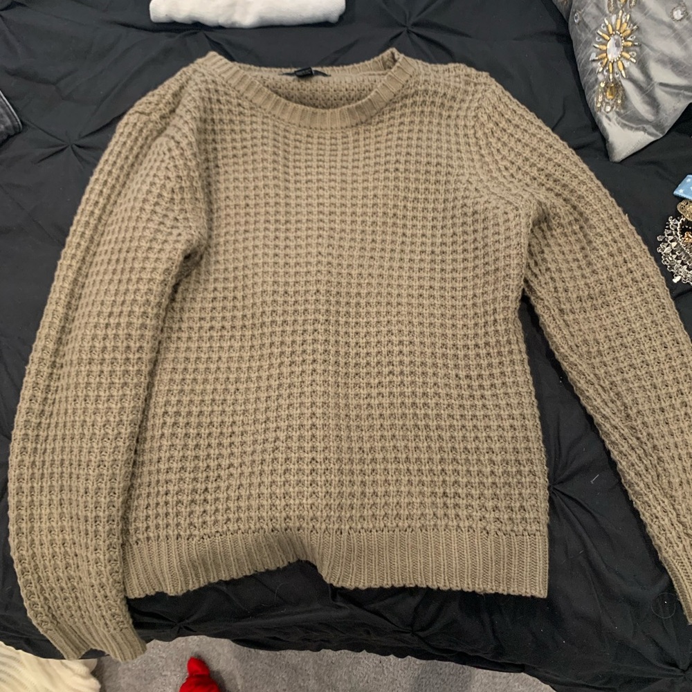 Grey sweater